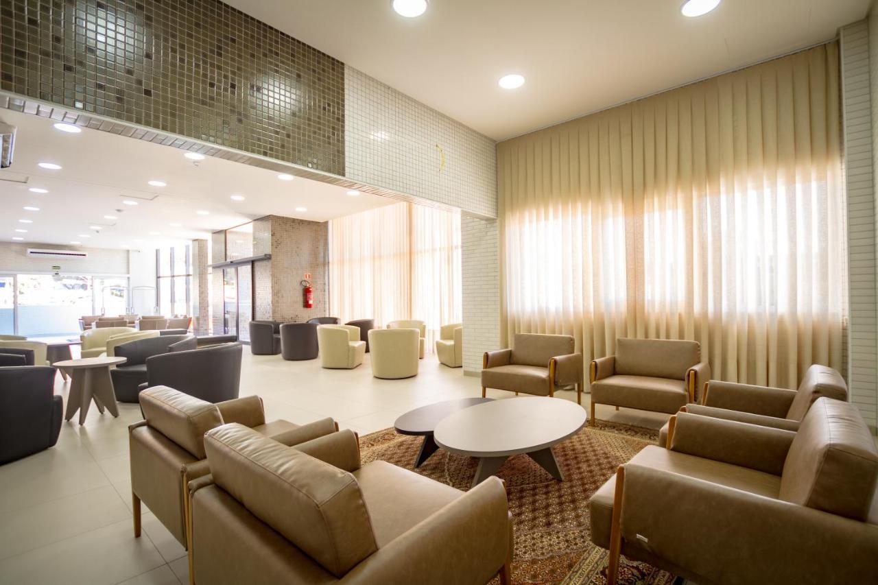 Hotel Confiance Barigui Curitiba Bagian luar foto